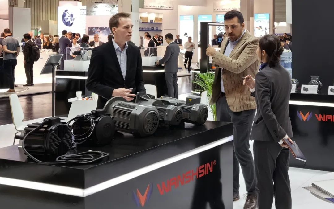 1700439757131026.jpg 1700439757131026.jpg